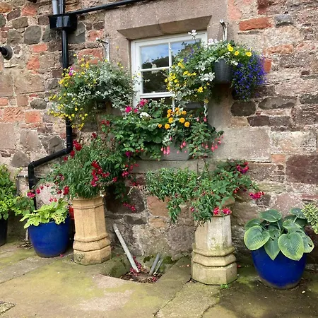 The Law House Apartment Coldingham Exterior photo
